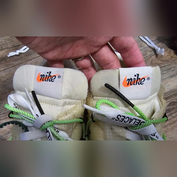 Nike × Off-White Waffle Racer Electric Green - Picture 9 of 12